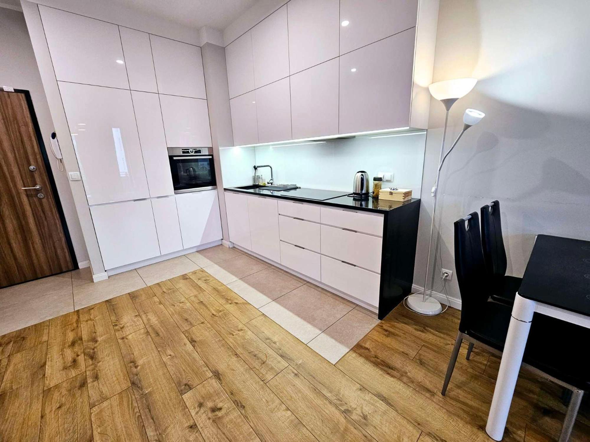First -- Green Zoliborz Apartment 4 ワルシャワ エクステリア 写真